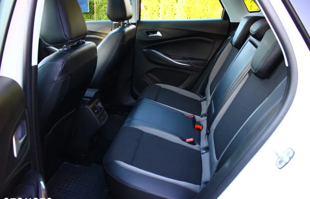Opel Grandland X cena 69900 przebieg: 145000, rok produkcji 2018 z Barwice małe 781